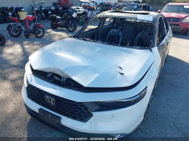 1HGCY2F82RA075600 Honda Accord Hybrid Touring