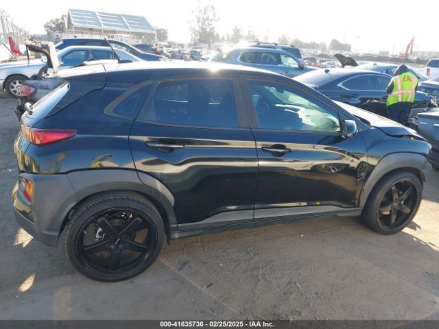 KM8K12AA7JU074496 Hyundai Kona Se