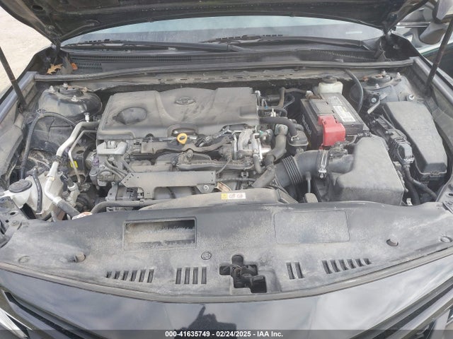 4T1B11HK4JU130015 Toyota CAMRY SE