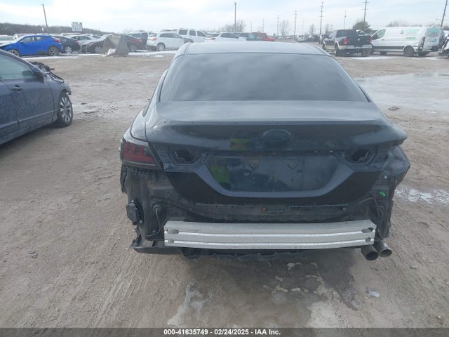 4T1B11HK4JU130015 Toyota CAMRY SE