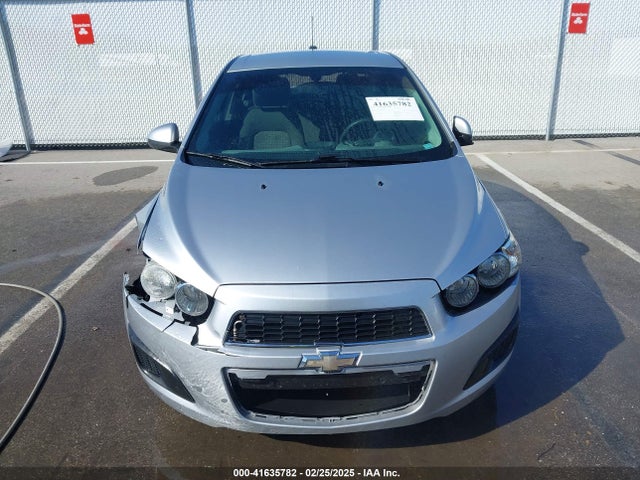 1G1JB5SH2F4184995 Chevrolet Sonic Ls Manual