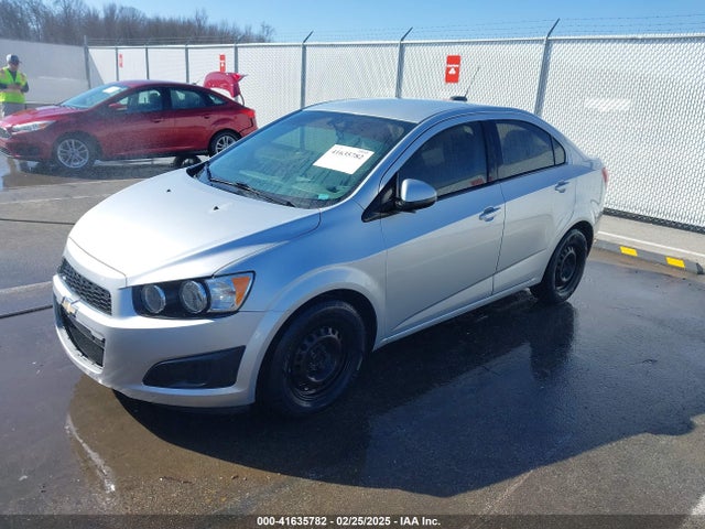 1G1JB5SH2F4184995 Chevrolet Sonic Ls Manual