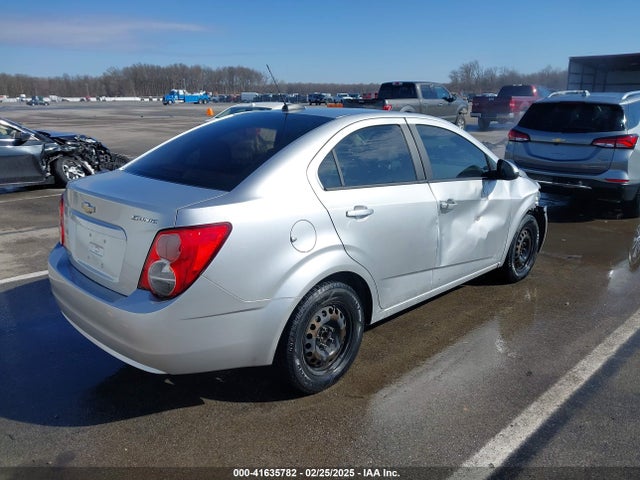 1G1JB5SH2F4184995 Chevrolet Sonic Ls Manual