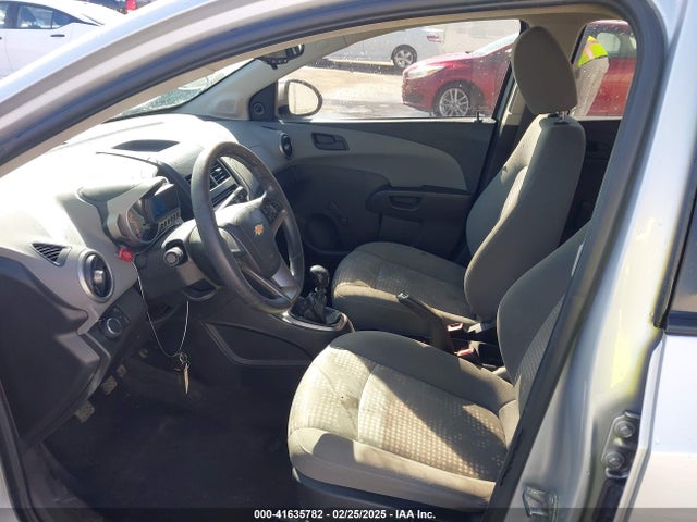 1G1JB5SH2F4184995 Chevrolet Sonic Ls Manual