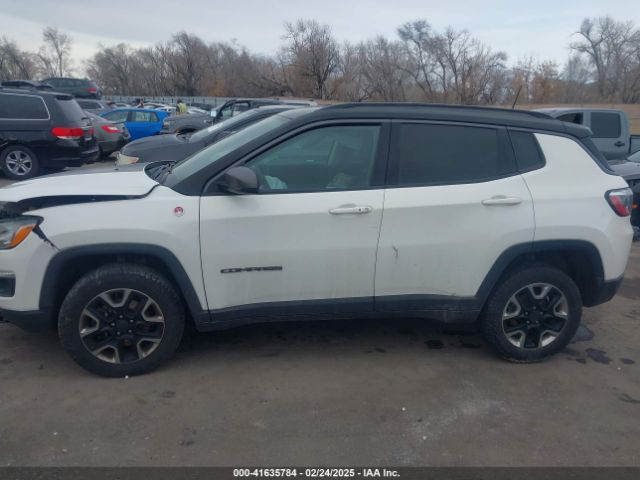 3C4NJDDB9JT174899 Jeep Compass Trailhawk 4x4