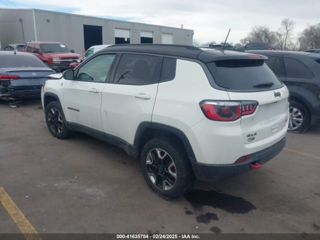 3C4NJDDB9JT174899 Jeep Compass Trailhawk 4x4