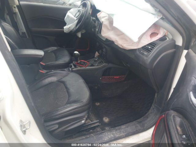 3C4NJDDB9JT174899 Jeep Compass Trailhawk 4x4