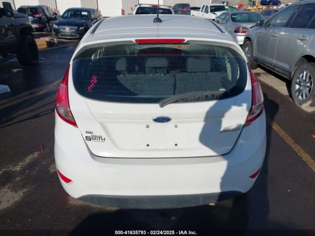 3FADP4EJ8FM107878 Ford FIESTA SE