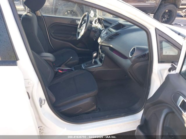 3FADP4EJ8FM107878 Ford FIESTA SE