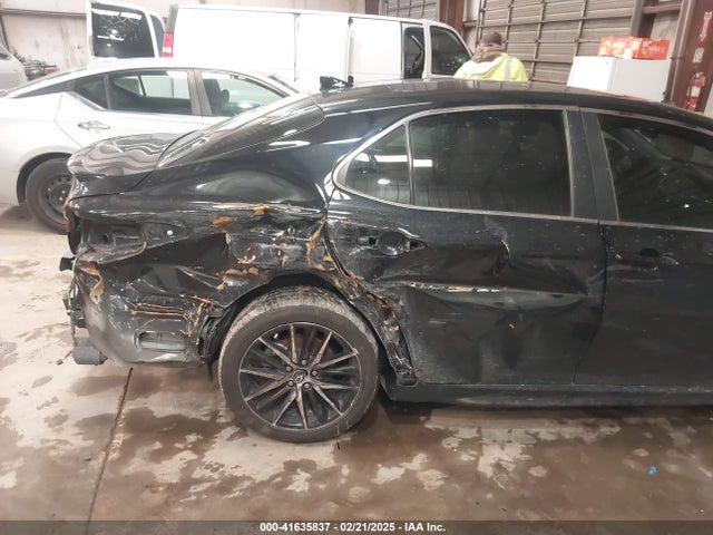 4T1T11AK6PU086171 Toyota CAMRY SE