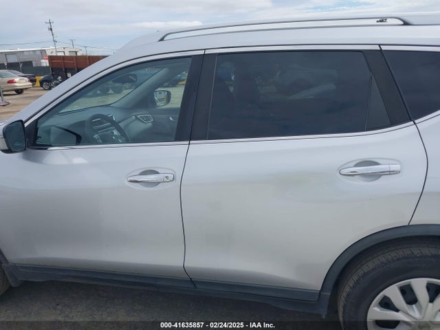 Nissan ROGUE S 2016 KNMAT2MT8GP705951 Image 15