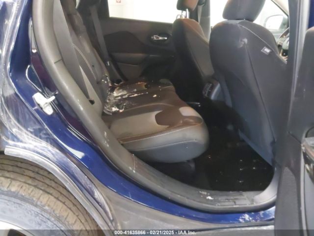 1C4PJLAB6GW158704 Jeep Cherokee Sport