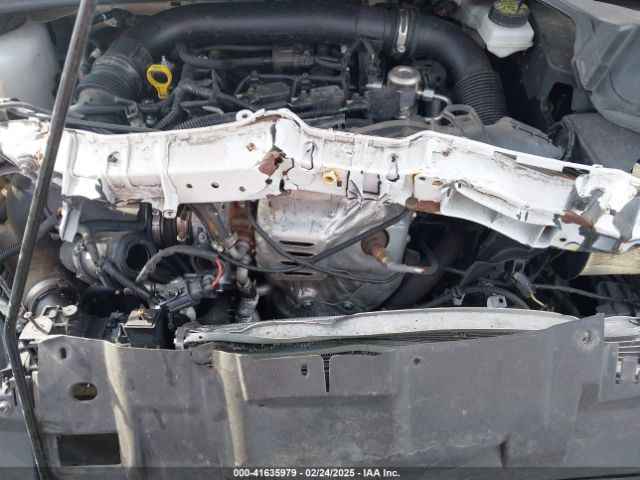 1FADP3FE0JL282325 Ford FOCUS SE