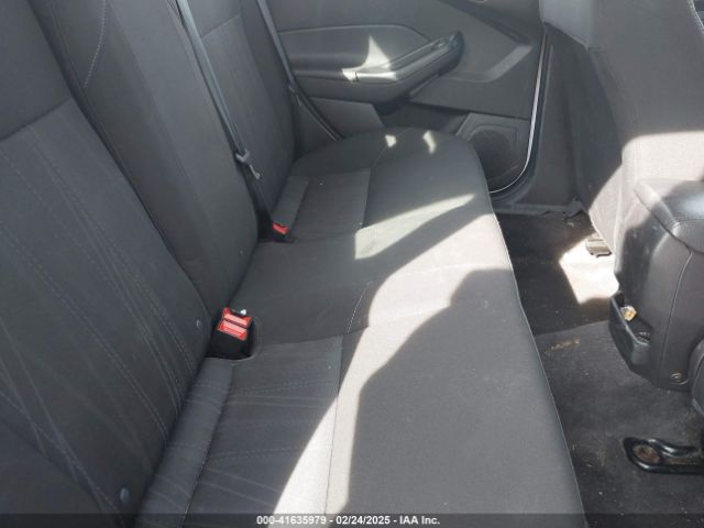 1FADP3FE0JL282325 Ford FOCUS SE
