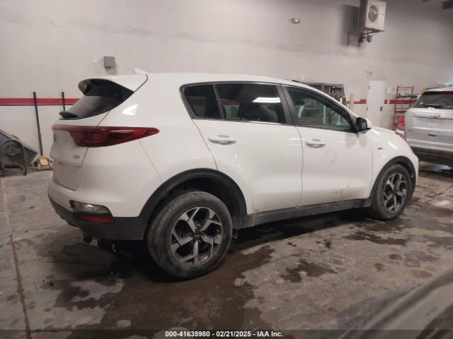 KNDPMCAC6M7905952 KIA Sportage Lx