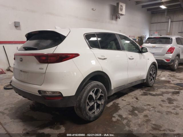 KNDPMCAC6M7905952 KIA Sportage Lx