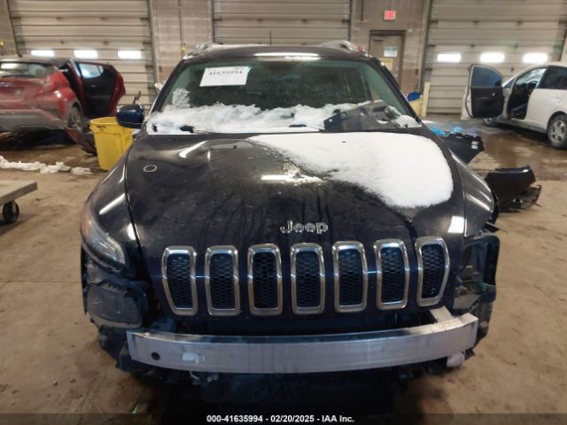 1C4PJLCS0GW324776 Jeep Cherokee Latitude