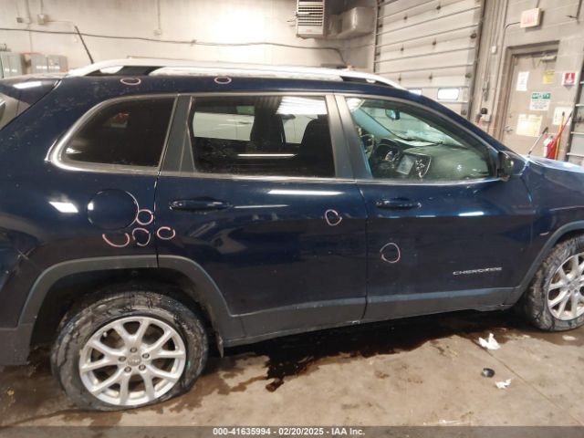 1C4PJLCS0GW324776 Jeep Cherokee Latitude