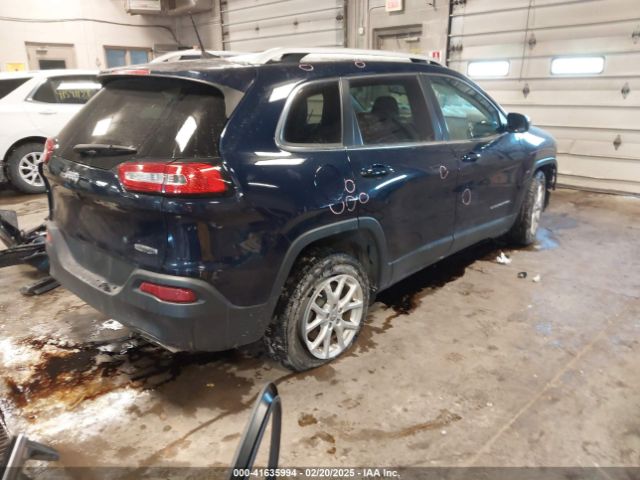1C4PJLCS0GW324776 Jeep Cherokee Latitude
