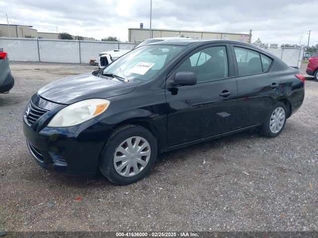 3N1CN7AP4EL841397 Nissan Versa 1.6 S+