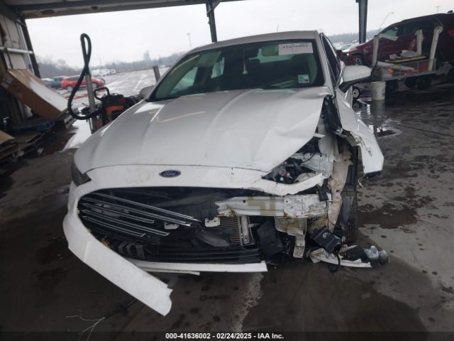3FA6P0H74HR196954 Ford FUSION SE