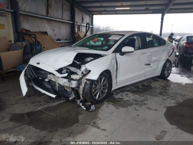 3FA6P0H74HR196954 Ford FUSION SE
