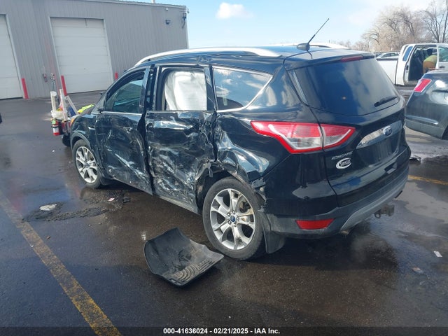 1FMCU9J92GUB47647 Ford Escape Titanium