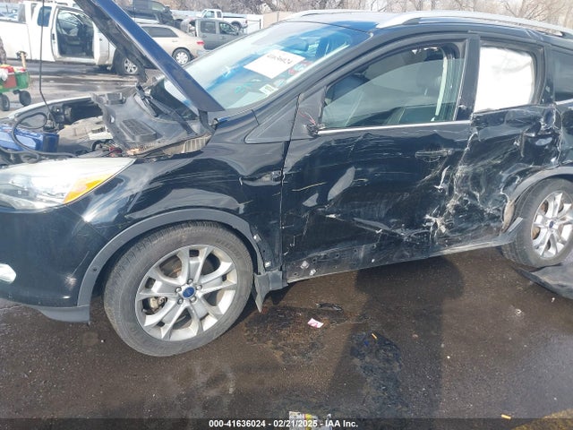 1FMCU9J92GUB47647 Ford Escape Titanium