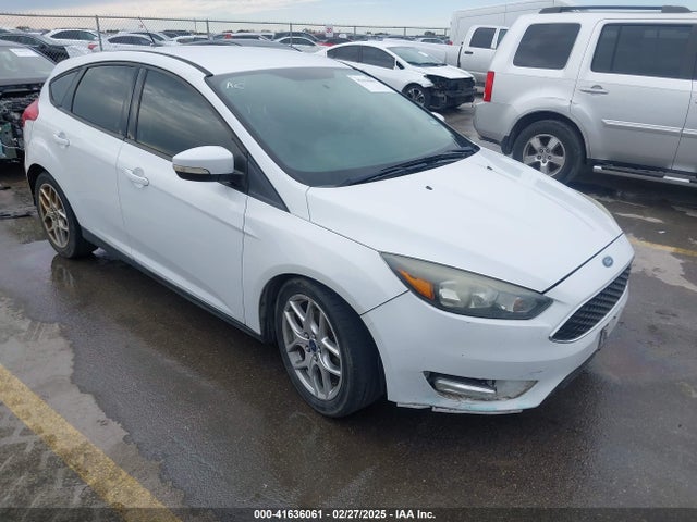 2015 1FADP3K21FL330160 main image