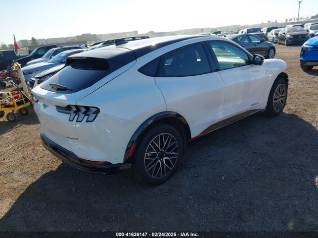 3FMTK3R78RMA37392 Ford Mustang Mach-e Premium