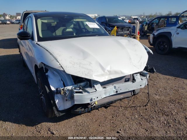 3FMTK3R78RMA37392 Ford Mustang Mach-e Premium