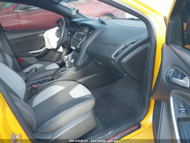 1FADP3L97GL252920 Ford FOCUS ST