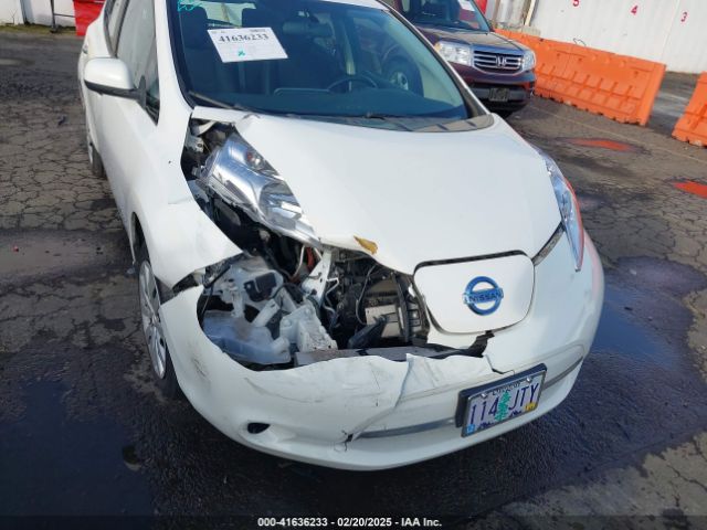 1N4AZ0CPXFC302167 Nissan LEAF S