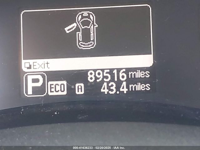 1N4AZ0CPXFC302167 Nissan LEAF S