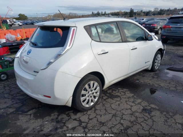 1N4AZ0CPXFC302167 Nissan LEAF S