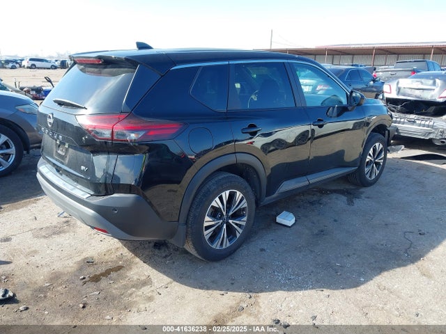 JN8BT3BA4PW422193 Nissan Rogue Sv Fwd