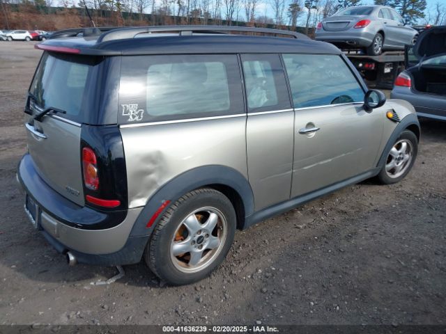2009 MINI COOPER CLUBMAN WMWML335X9TX36020 Photo 3
