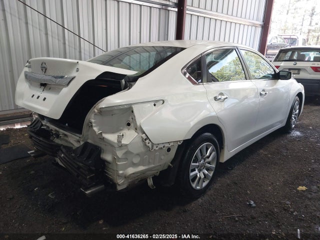 Nissan Altima 2.5 S 2015 1N4AL3AP0FC163754 Image 4