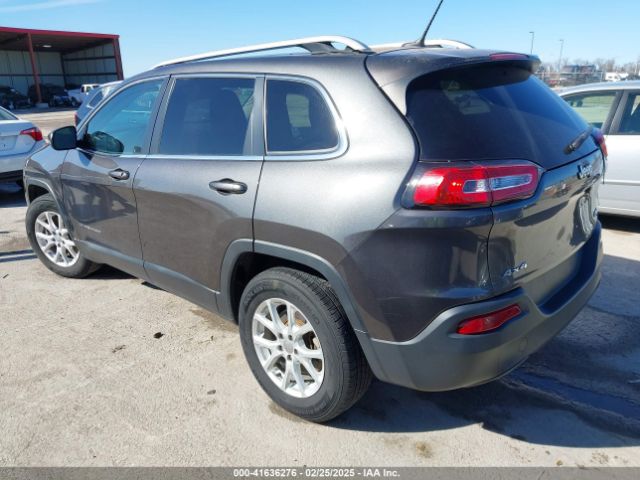 1C4PJMCB9EW308241 Jeep Cherokee Latitude