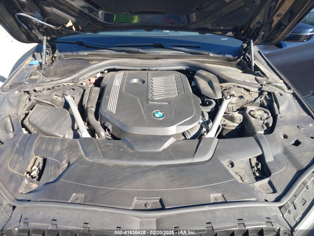 2022 BMW 740 WBA7T2C06NCJ31319 Photo 9