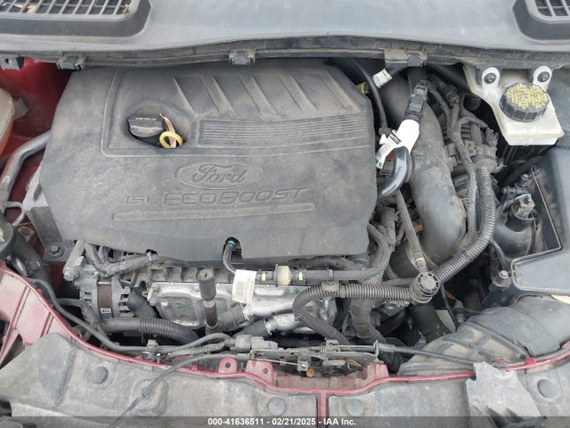 1FMCU9JD5HUC13663 Ford Escape Titanium