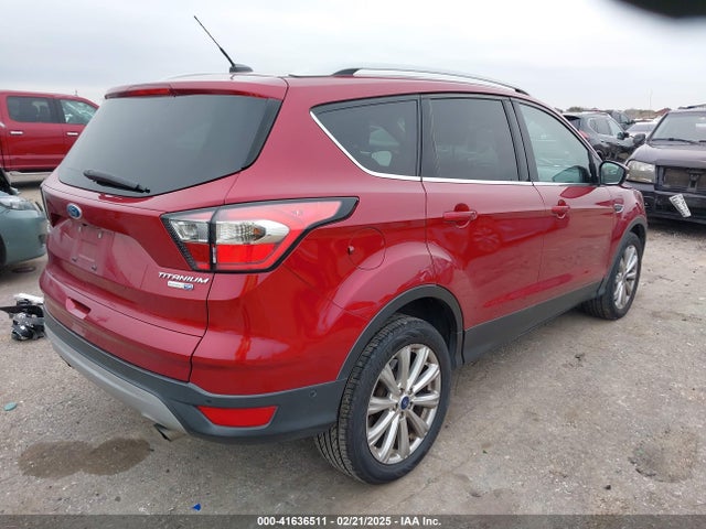 1FMCU9JD5HUC13663 Ford Escape Titanium