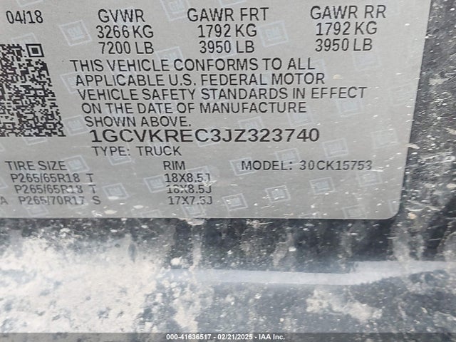 1GCVKREC3JZ323740 Chevrolet Silverado 1500 1lt