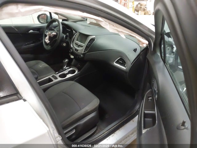 1G1BC5SM5H7104010 Chevrolet Cruze Ls Auto