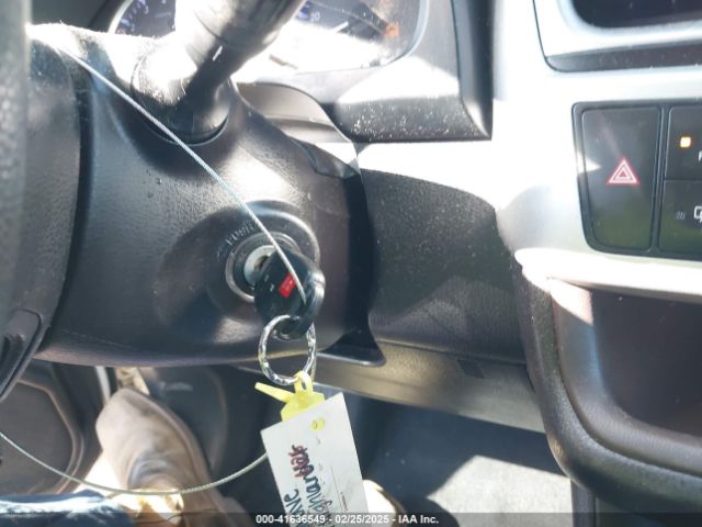 5TDZARFH6KS043408 Toyota Highlander Le
