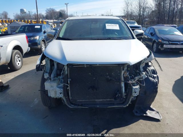 5TDZARFH6KS043408 Toyota Highlander Le