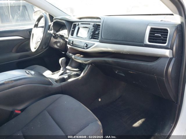 5TDZARFH6KS043408 Toyota Highlander Le