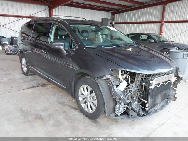 Chrysler Pacifica Touring L 2019 2C4RC1BG7KR657272 главное изображение
