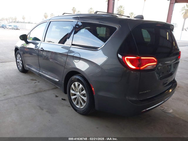 Chrysler Pacifica Touring L 2019 2C4RC1BG7KR657272 Image 3