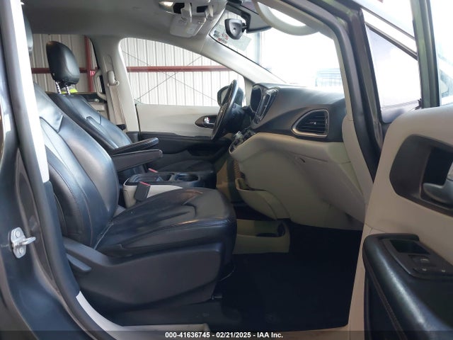 Chrysler Pacifica Touring L 2019 2C4RC1BG7KR657272 Image 5